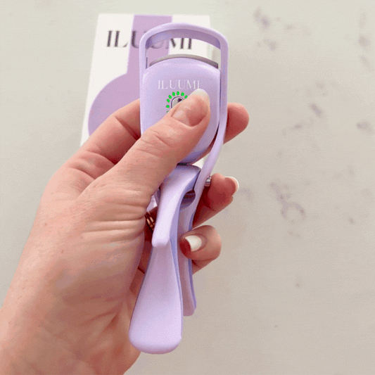 HEATED EYELASH CURLER
